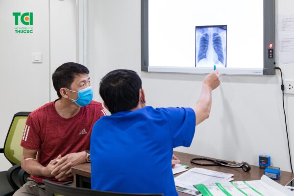Viêm phổi thùy