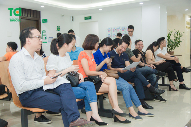 Bệnh viện Thu Cúc có khu khám sức ,khỏe doanh nghiệp riêng rộng rãi nên người lao động rất thoải mái khi được thăm khám tại đây