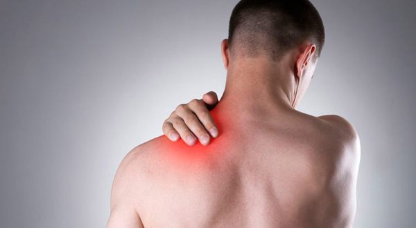 Triệu chứng của đau bả vai