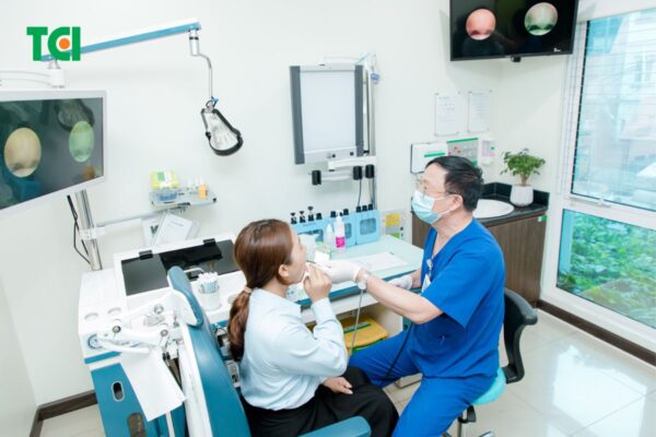 Nội soi họng là kỹ thuật chẩn đoán hình ảnh và phát hiện bệnh lý vùng họng