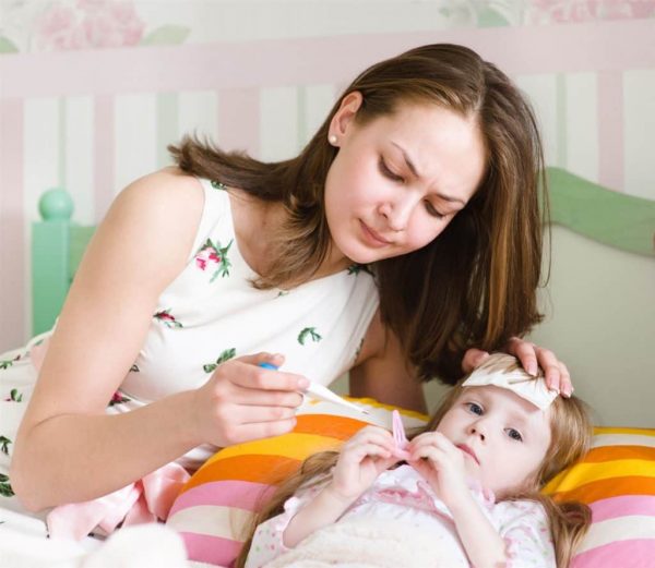 Nguyên nhân bé bị sốt đi sốt lại