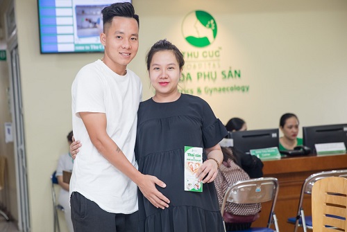 cầu thủ thanh bình sinh con