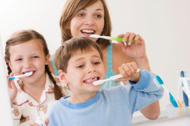Lưu ý khi chăm sóc răng cho trẻ nhỏ