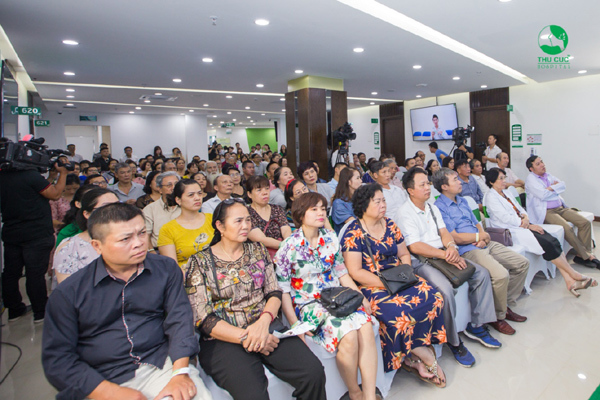 Nhận ưu đãi khám tổng quát ở Hội thảo tầm soát sức khỏe hiện đại