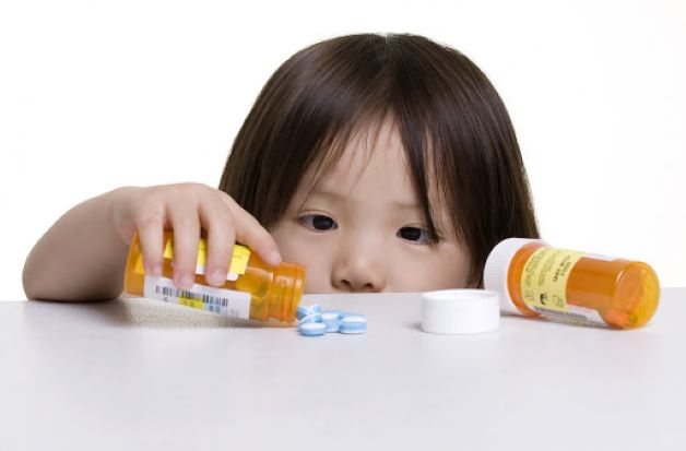 Tự chữa bệnh cho bé tại nhà sẽ gặp nhiều tai họa