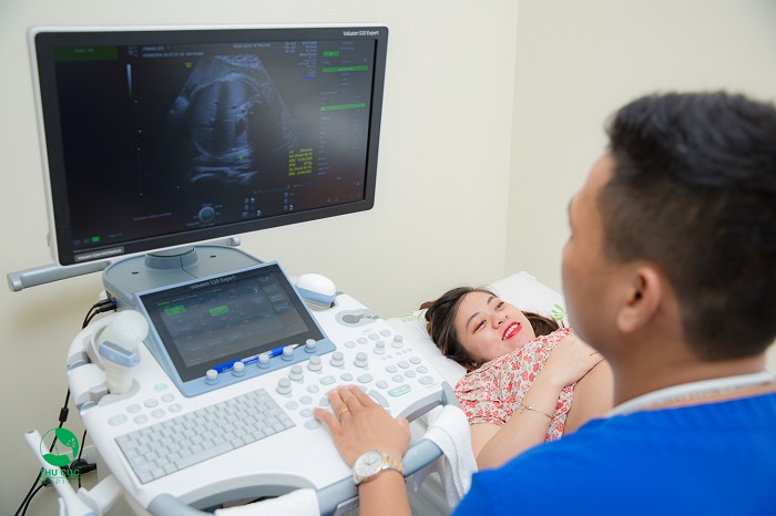 Trong chế độ thai sản 2020, khi đi khám thai lao động nữ cũng được hưởng chế độ