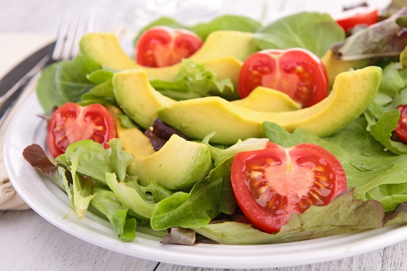Món Salad bơ được nhiều mẹ bầu yêu thích
