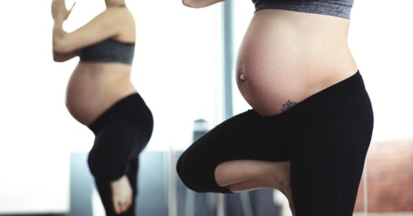 Tập thể dục đều đặn giúp ngăn ngừa các rối loạn tiêu hóa khi mang thai