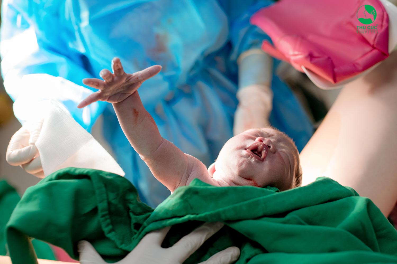 Mẹ bầu cần biết: Sinh non bao nhiêu tuần thì an toàn | TCI Hospital