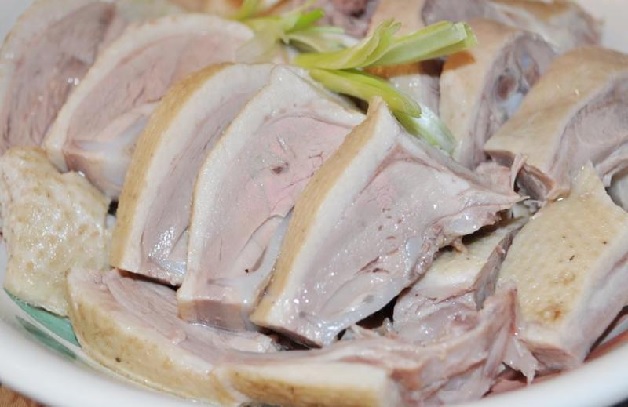 Thịt vịt chứa nhiều chất dinh dưỡng có lợi cho sức khỏe con người
