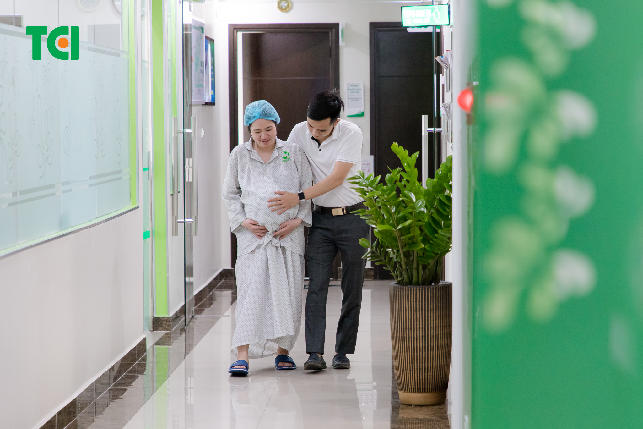 Cơ thể mẹ bầu ở tuần 40 của thai kỳ sẽ cảm nhận rõ nhất những thay đổi
