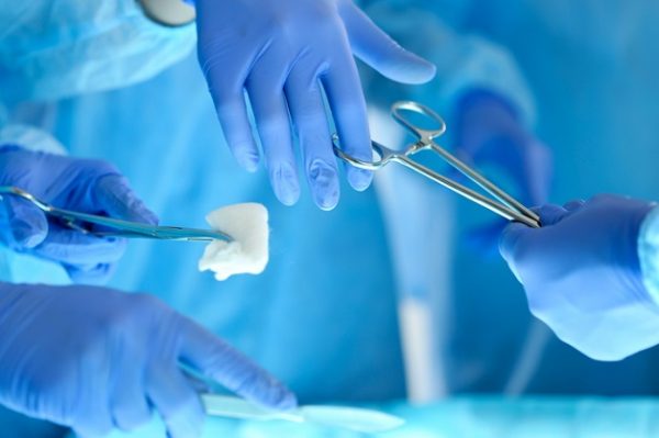 Người bệnh sẽ được thăm khám, thực hiện đầy đủ các xét nghiệm, chụp chiếu và tư vấn cụ thể trước khi phẫu thuật tạo hình niệu quản