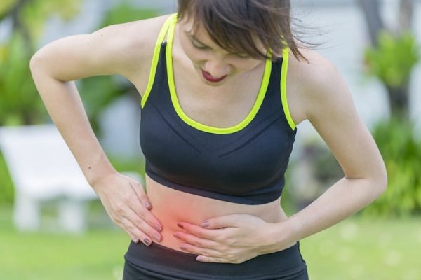 Biểu hiện của viêm ruột thừa cấp? Nguyên nhân và cách điều trị Đau bụng dữ dội là một trong những biểu hiện của viêm ruột thừa cấp