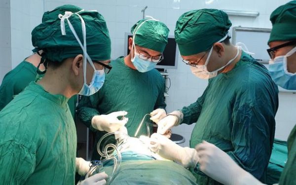 phẫu thuật vẹo vạch ngăn mũi