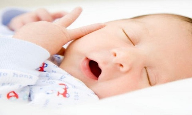 Bé hay thở bằng miệng thì sẽ tạo điều kiện cho vi khuẩn trong miệng phát triển nhanh, dẫn đến hôi miệng