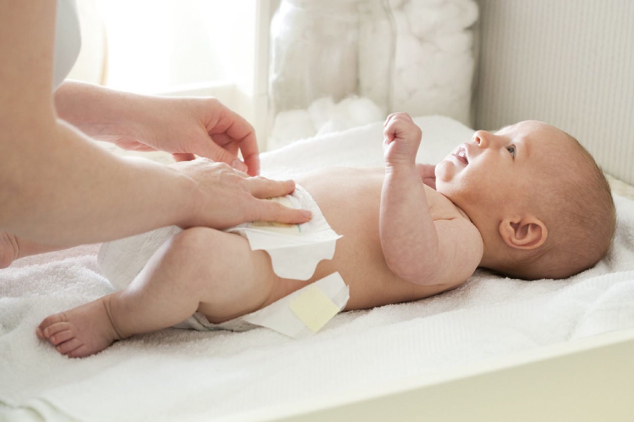 Nhiều cha mẹ lo lắng khi trẻ sơ sinh bị tiêu chảy sau khi uống Rota