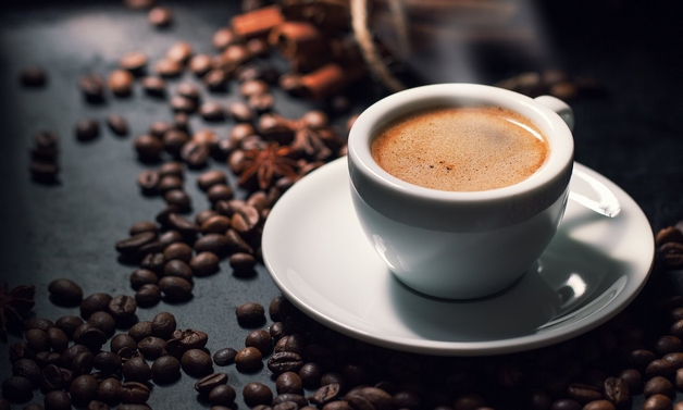 Người bị rối loạn tiền đình có nên uống cà phê hay không