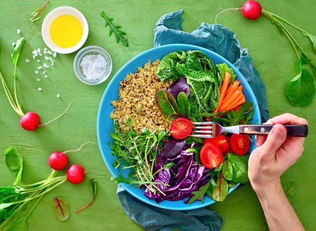 chế độ ăn uống dành cho người viêm tai ngoài
