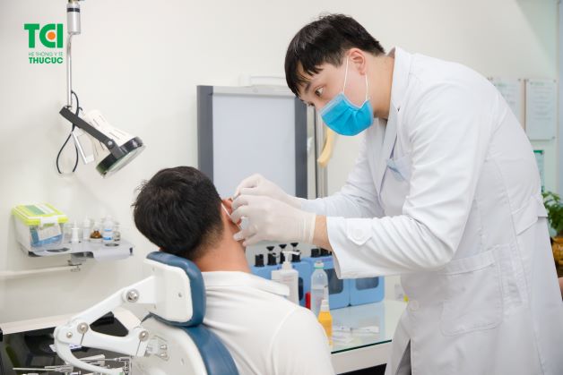 Viêm tai ngoài có tự khỏi hoàn toàn không?