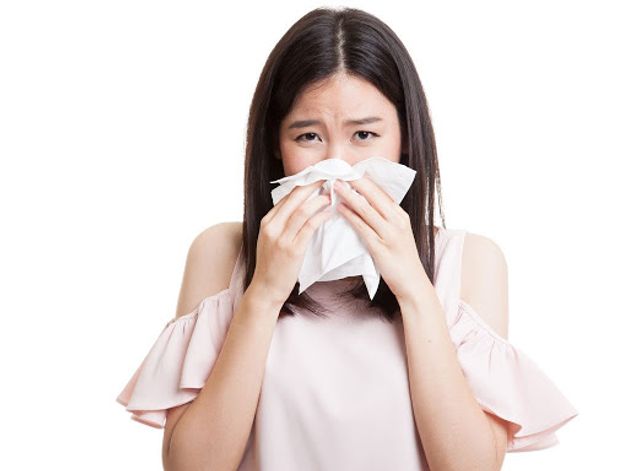 giá thuốc xịt mũi trị viêm xoang