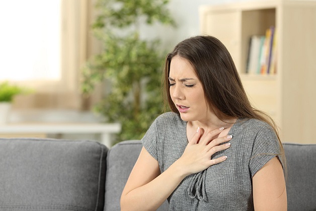 Khó thở là một trong những biểu hiện của bệnh tim mạch và nhiều bệnh lý khác