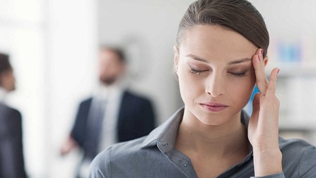 Các triệu chứng của tình trạng hay bị đau nửa đầu có thể kéo dài trong nhiều ngày