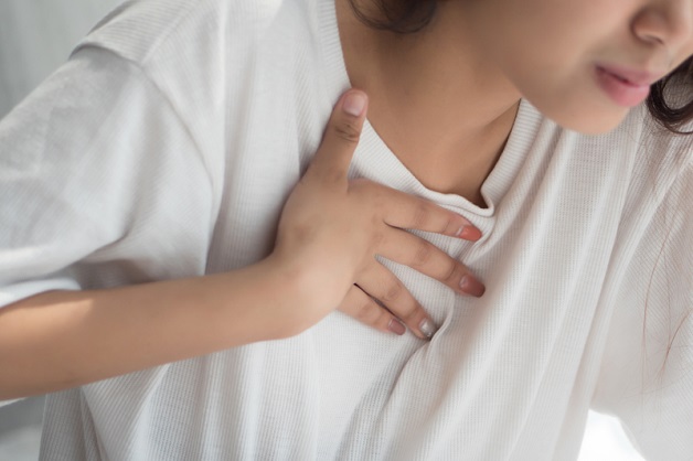 khám tim mạch hở van động mạch chủ khi nào?