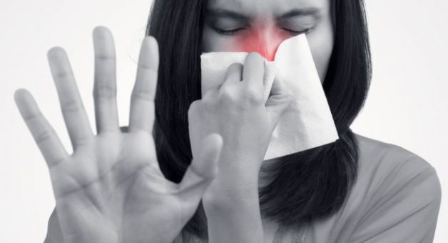 Vì sao câu hỏi “Viêm họng mãn tính có chữa được không” phổ biến?