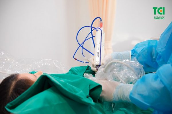 Hút chân không u vú giá bao nhiêu phụ thuộc nhiều vào cơ sở y tế thực hiện với đội ngũ bác sĩ, trang thiết bị và dịch vụ y tế