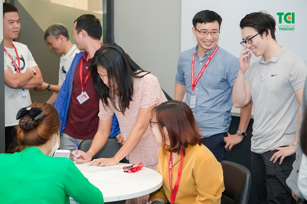 Người tập nghề, học nghề không được khám sức khỏe doanh nghiệp định kỳ