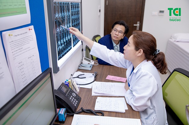 Vấn đề sức khỏe thường gặp ở tuổi trung niên