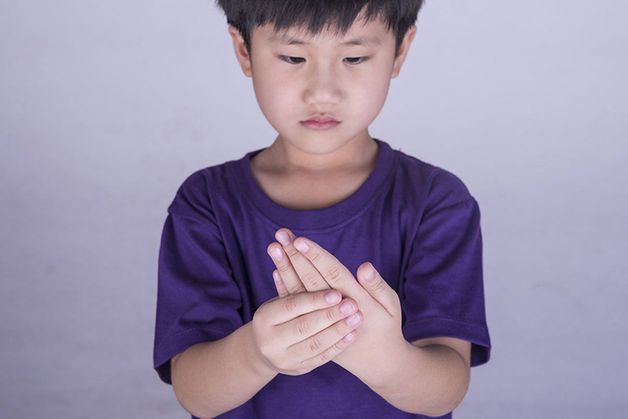 triệu chứng bệnh viêm khớp