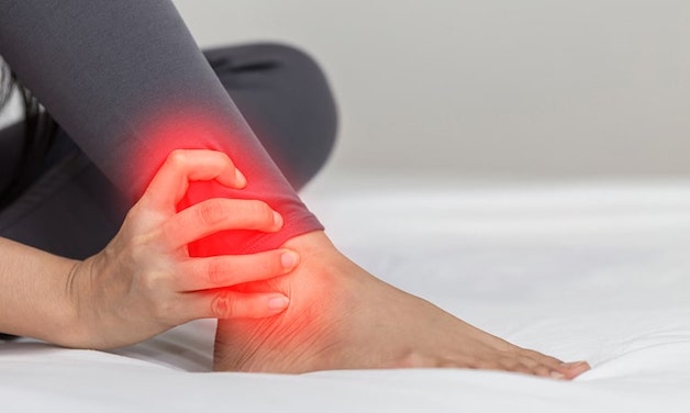 Viêm khớp mắt cá chân là gì