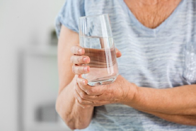 biểu hiện của bệnh parkinson run tay 
