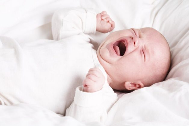 Có nhiều nguyên nhân khiến trẻ sơ sinh bị đi ngoài