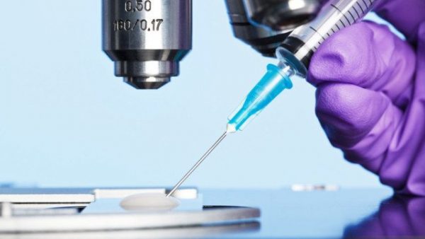 Quy trình xét nghiệm tinh dịch đồ nhìn chung khá đơn giản, bên cạnh đó nam giới có thể tiết kiệm thời gian bằng cách lấy mẫu tinh dịch ngay tại nhà