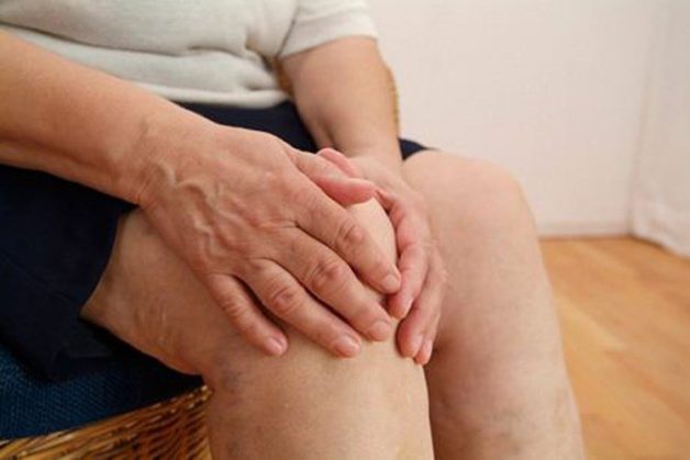 thoái hóa khớp gối ở người già
