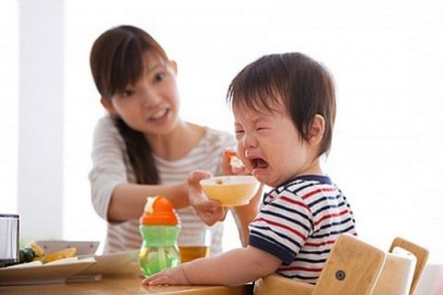 Nguyên nhân nào khiến trẻ bị nhiệt lưỡi?