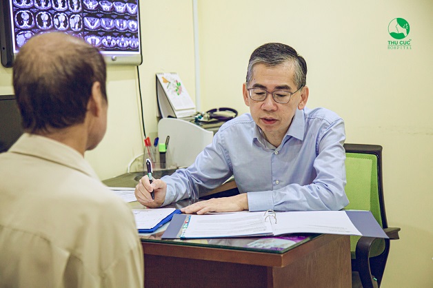 Bên cạnh việc điều trị trực tiếp tại Singapore, bạn có thể lựa chọn các bệnh viện có các chuyên gia đến từ nước này để điều trị.