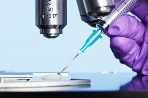 Xét nghiệm tinh dịch đồ là xét nghiệm nhằm mục đích đánh giá chất lượng của tinh trùng dựa trên mẫu tinh dịch thu được,