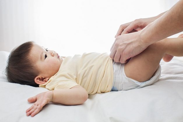 Bố mẹ cần phải chăm sóc đúng cách để trẻ không bị ngứa vùng kín