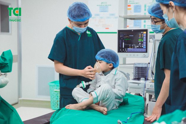 khi nào cần cắt amidan
