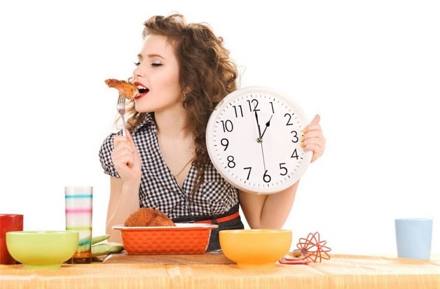 Ăn uống thất thường, thiếu khoa học là một trong những nguyên nhân dẫn đến hội chứng ruột kích thích