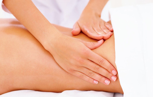 xoa bóp bấm huyệt chữa đau thần kinh tọa tại nhà