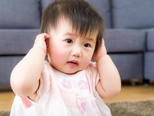 Viêm tai giữa là bệnh thường gặp ở trẻ em