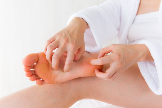 cách giảm đau lòng bàn chân