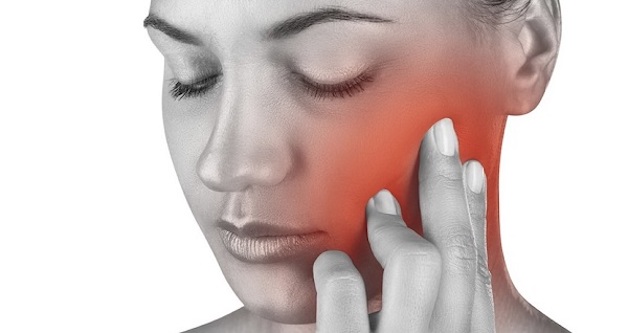 Viêm khớp thái dương hàm có nguy hiểm không