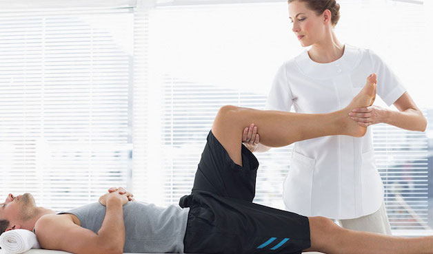 thay khớp háng bao lâu thì đi được và lưu ý