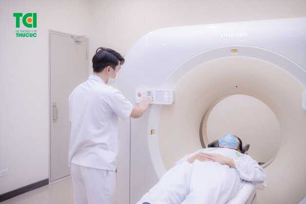 Hệ thống máy chụp CT scanner sọ não hiện đại tại bệnh viện