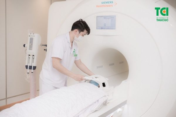 chụp cộng hưởng từ chẩn đoán đau nửa đầu mất ngủ